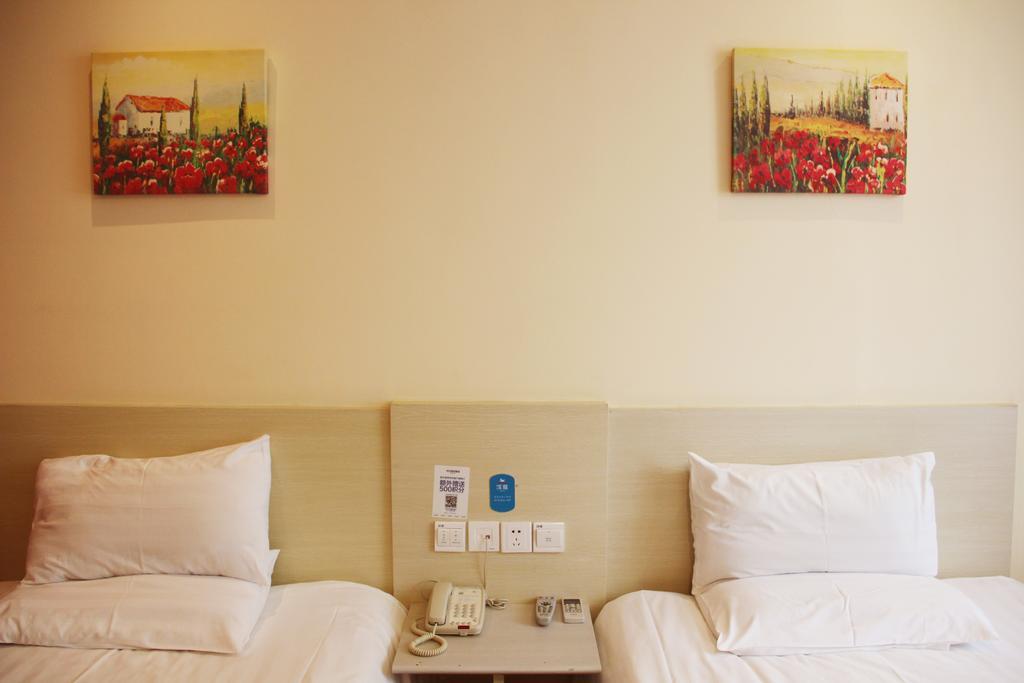 Hanting Express Qingdao South Chongqing Road Habitación foto